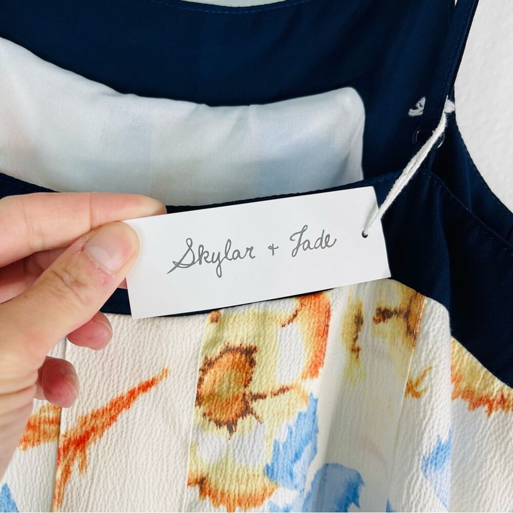 NEW Skylar & Jade white blue yellow floral watercolor pleated maxi dress medium - Picture 6 of 8
